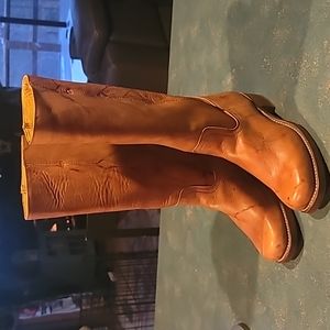 Frye Campus Boots Men 7.5/Women's 9.5